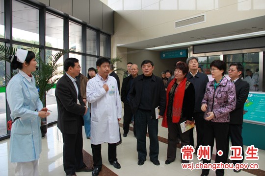 省政协副主席周健民调研常州市智慧健康服务工程