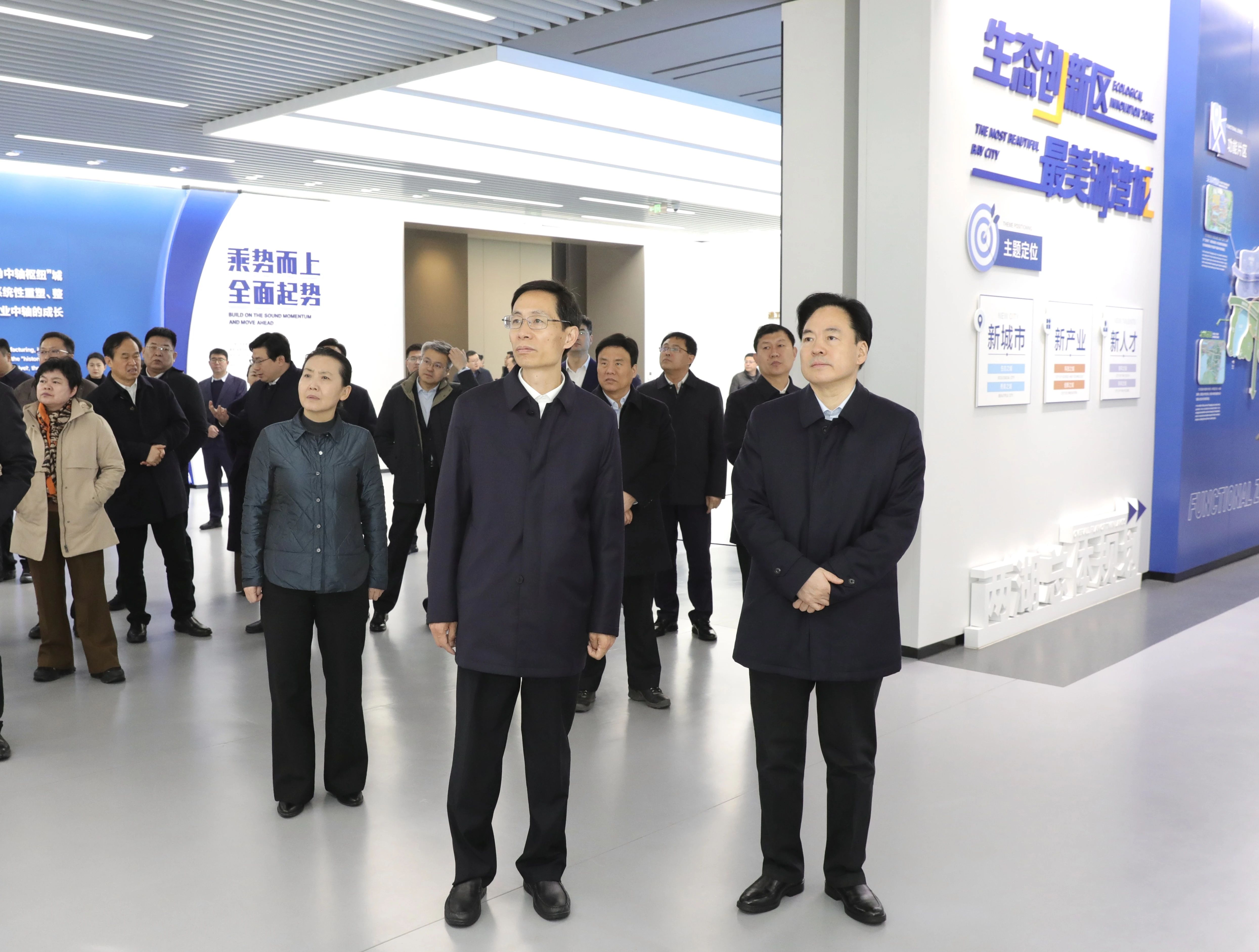 由山东省菏泽市委书记张伦,市长李春英率领的党政代表团来常考察交流