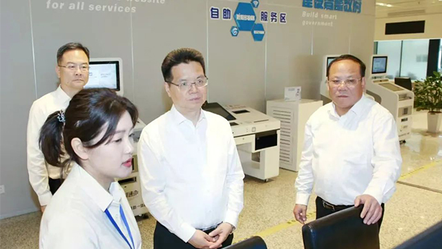 王剑锋专题调研政务服务和数据工作