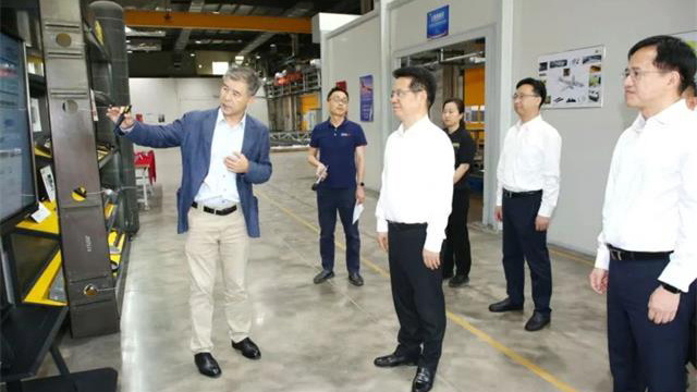 王剑锋调研先进碳材料产业链