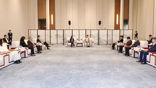 王剑锋会见苏港科创合作交流会嘉宾代表