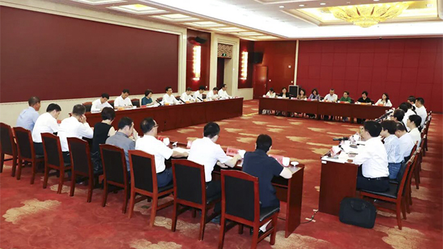 在常全国、省人大代表开展年中专题调研暨“加强人工智