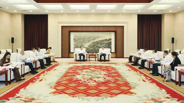 李佰平会见南京医科大学党委书记杨树兵